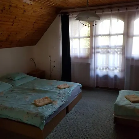 To Uti Vendeghaz Pensjonat