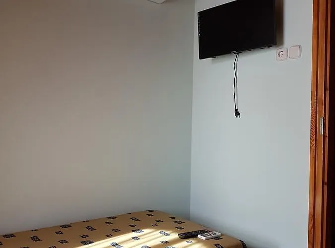 To Uti Vendeghaz * Mezotur